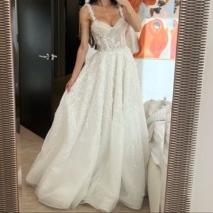 Wedding dress bridal Anaelle Haute Couture floral A line strap/strapless